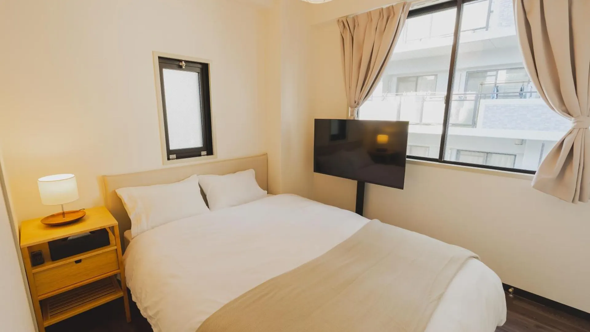 Blossom Coat Sakuragawa Aparthotel Osaka